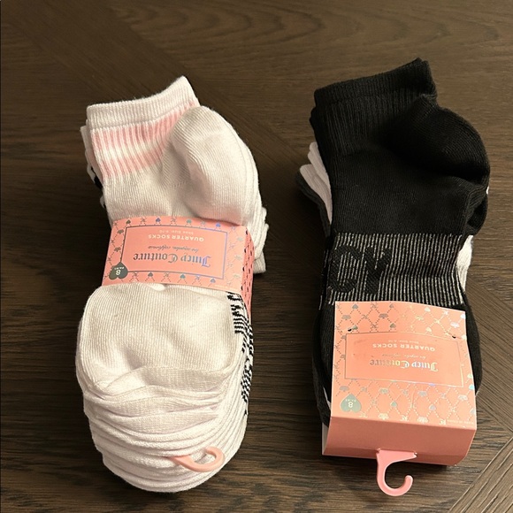 Juicy Couture Quarter length 8 Pack of Socks. PICK ONE - Picture 1 of 2